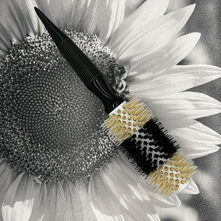 B&W BOAR BRISTLES CERAMIC Professional Hair Brush Black & White C3143